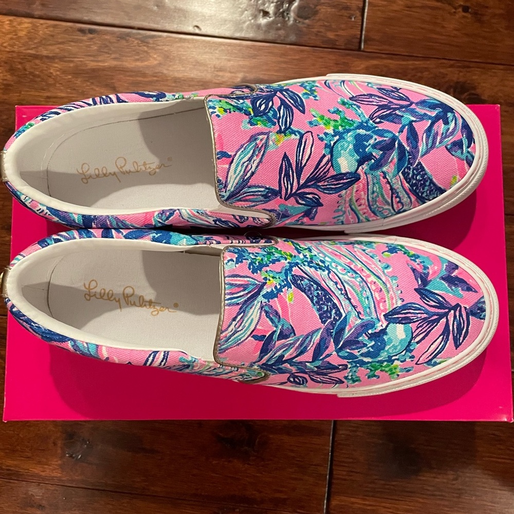 Brand New Women’s Lilly Pulitzer Julie Sneaker Size 9M
